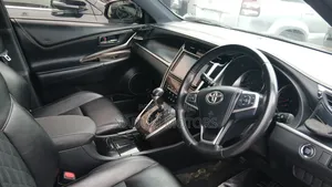 Toyota Harrier 2015