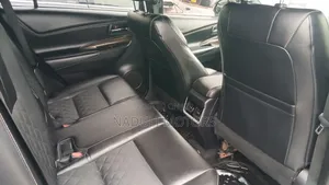 Toyota Harrier 2015