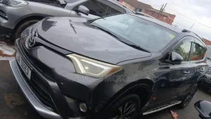 Toyota RAV4 2016 Black