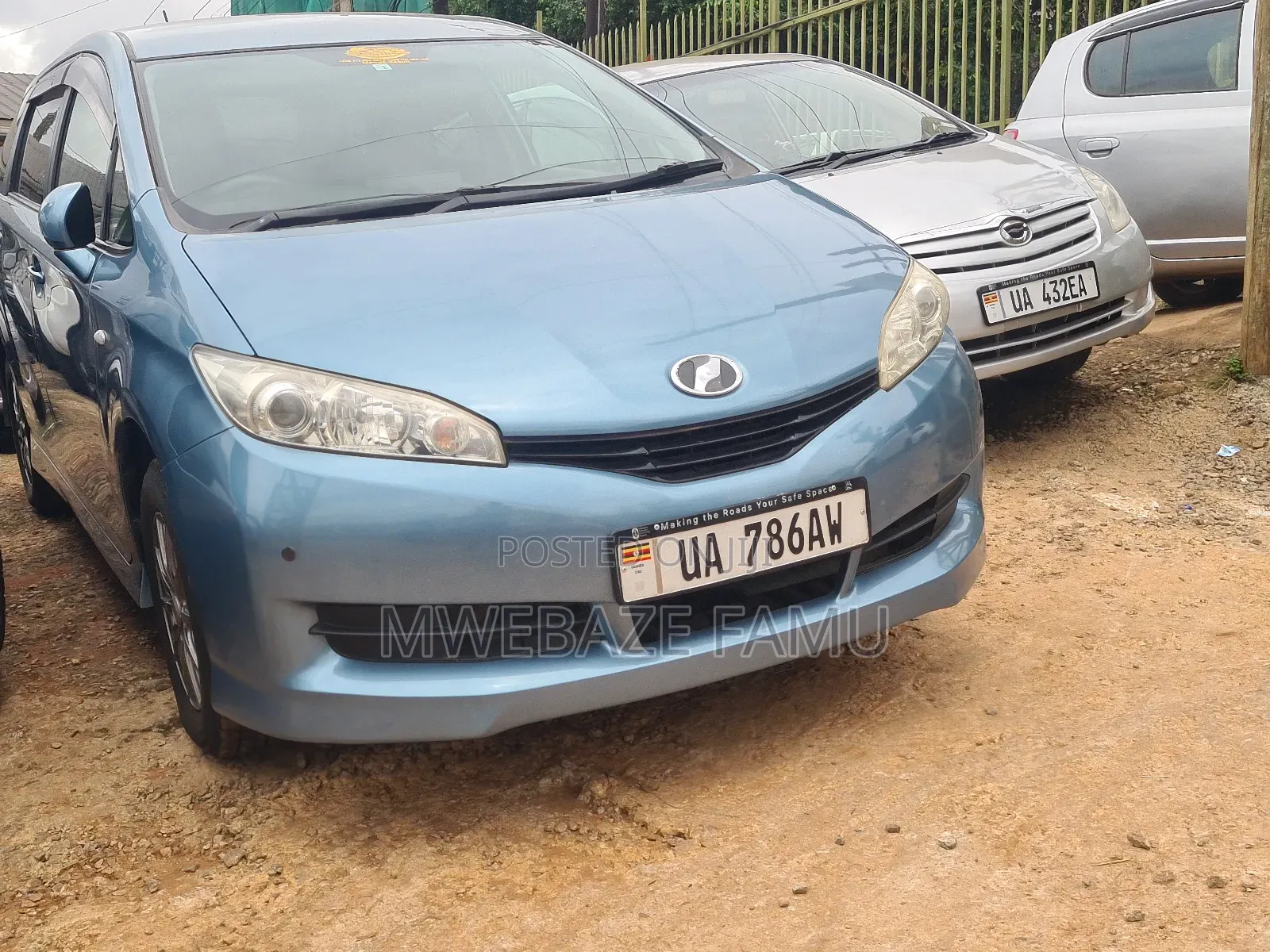 Toyota Wish 2011 Blue