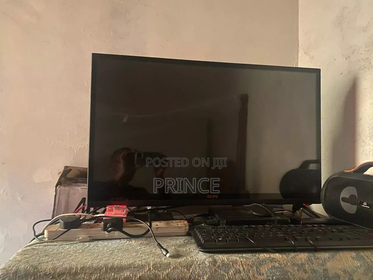 32 Inches Ailipu Tv for Sale Costs 290,000 Ug SHS