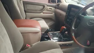 Toyota Land Cruiser 2006 White