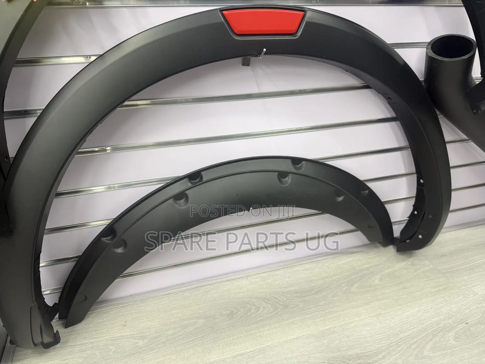 Universal Fender Mouldings