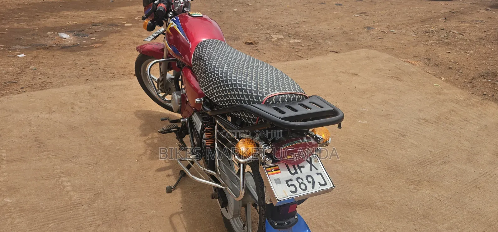 Bajaj CT 125X 2023 Red