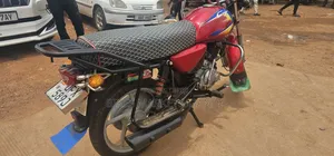 Bajaj CT 125X 2023 Red