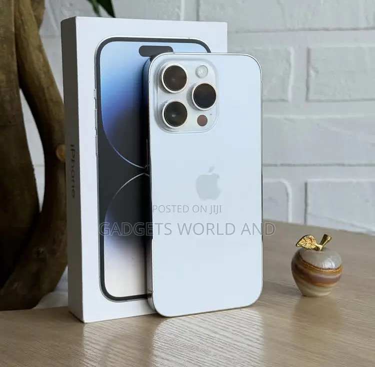 New Apple iPhone 14 Pro 128 GB Silver