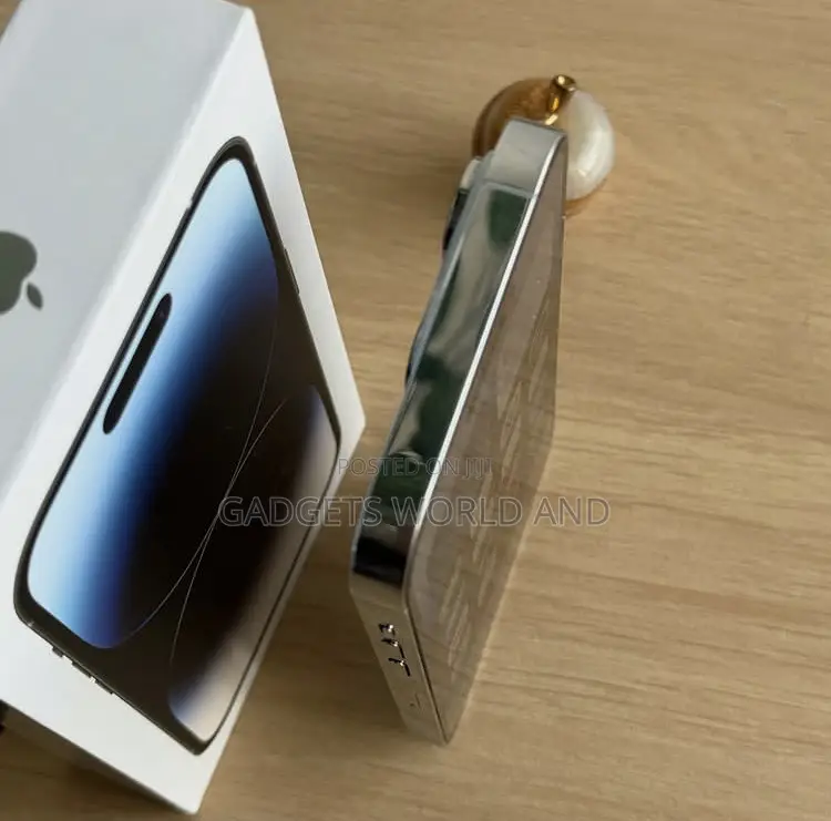 New Apple iPhone 14 Pro 128 GB Silver