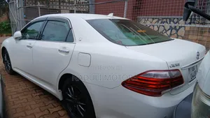 Toyota Crown 2015 White