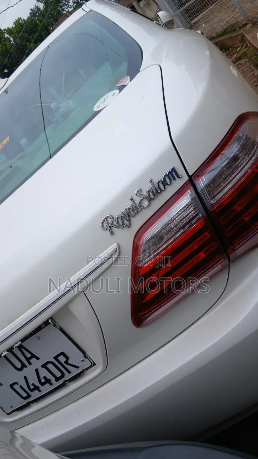 Toyota Crown 2015 White