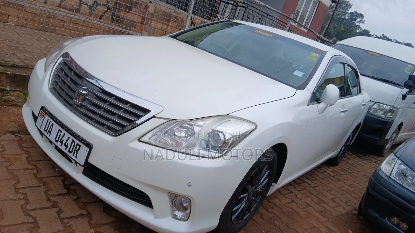 Toyota Crown 2015 White