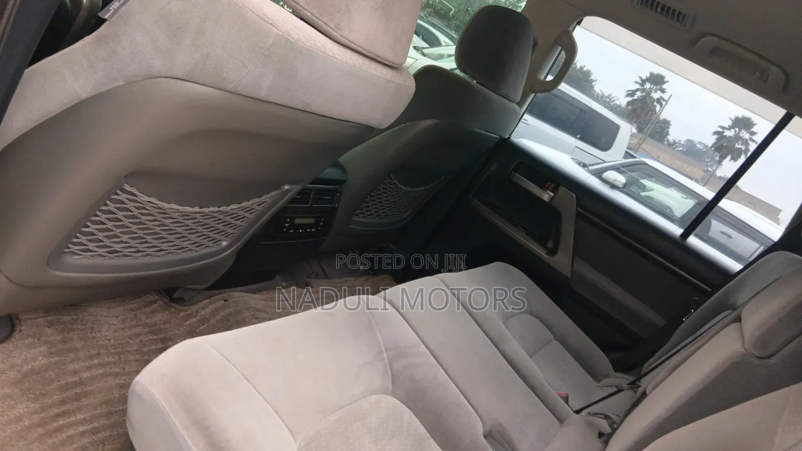 Toyota Land Cruiser 2006 Silver