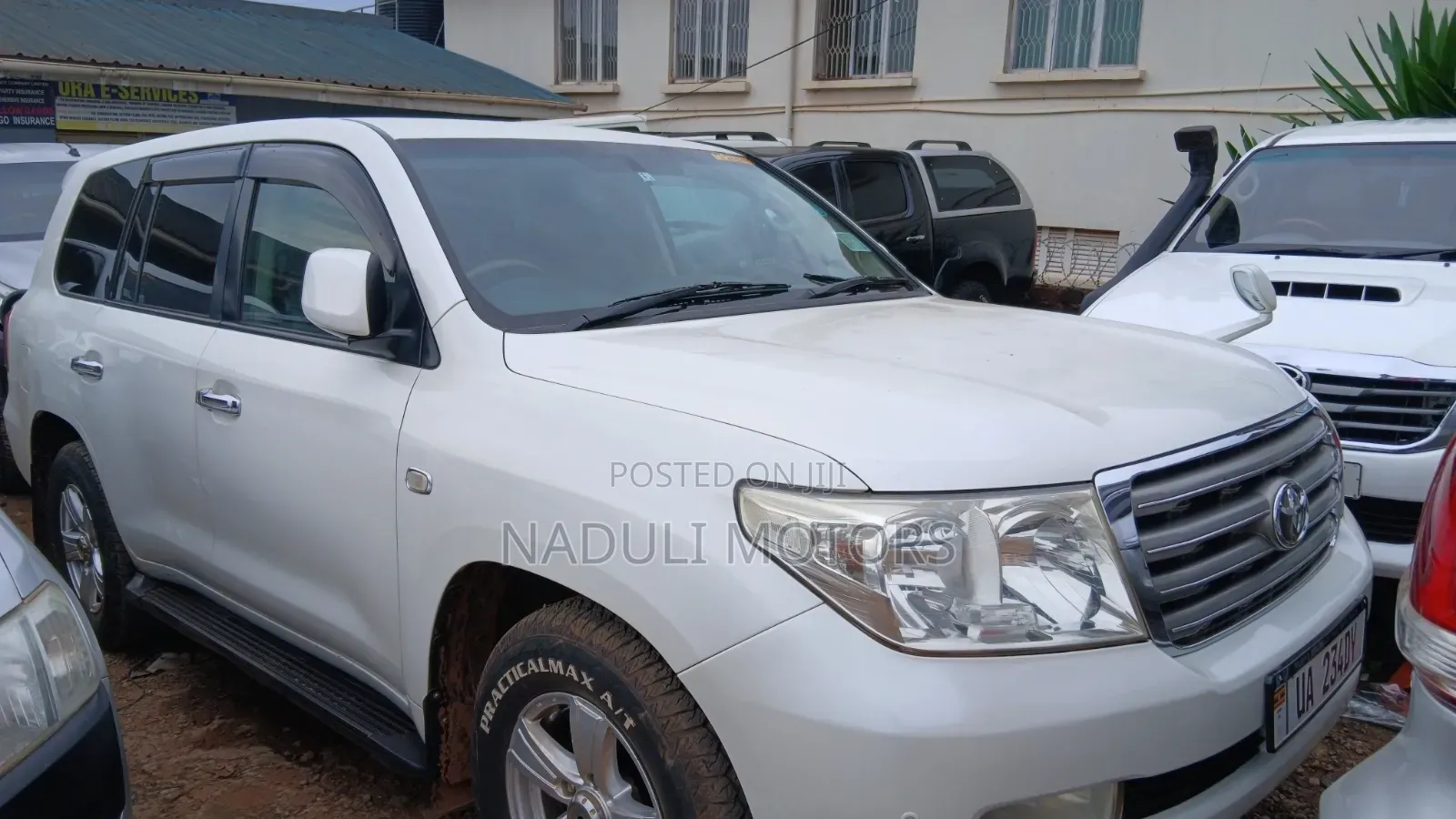 Toyota Land Cruiser 2009 White