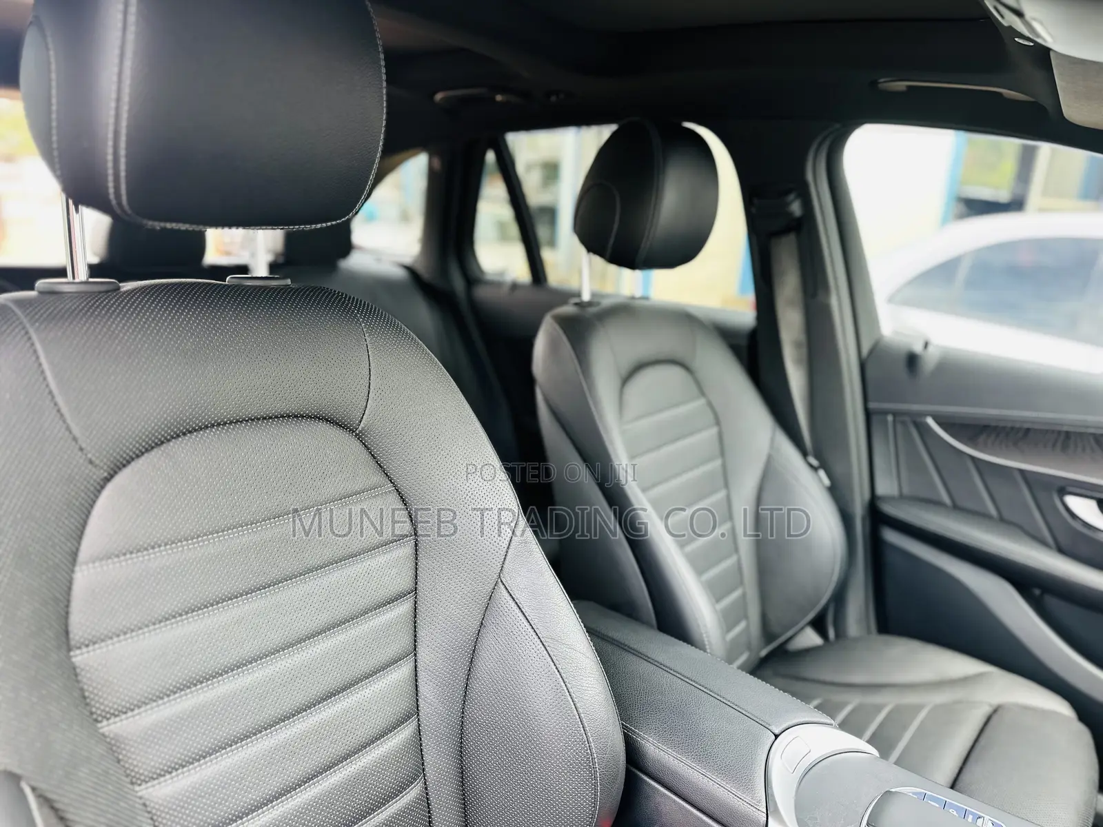 Mercedes-Benz GLC-Class 2021