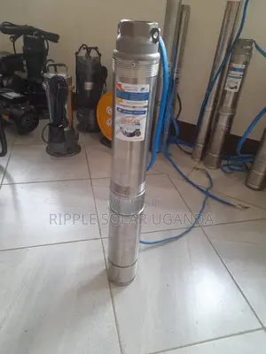 1100w Solar Borehole Pump 40m Head 10500l/H