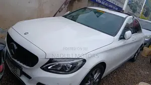 Mercedes-Benz C180 2018 White