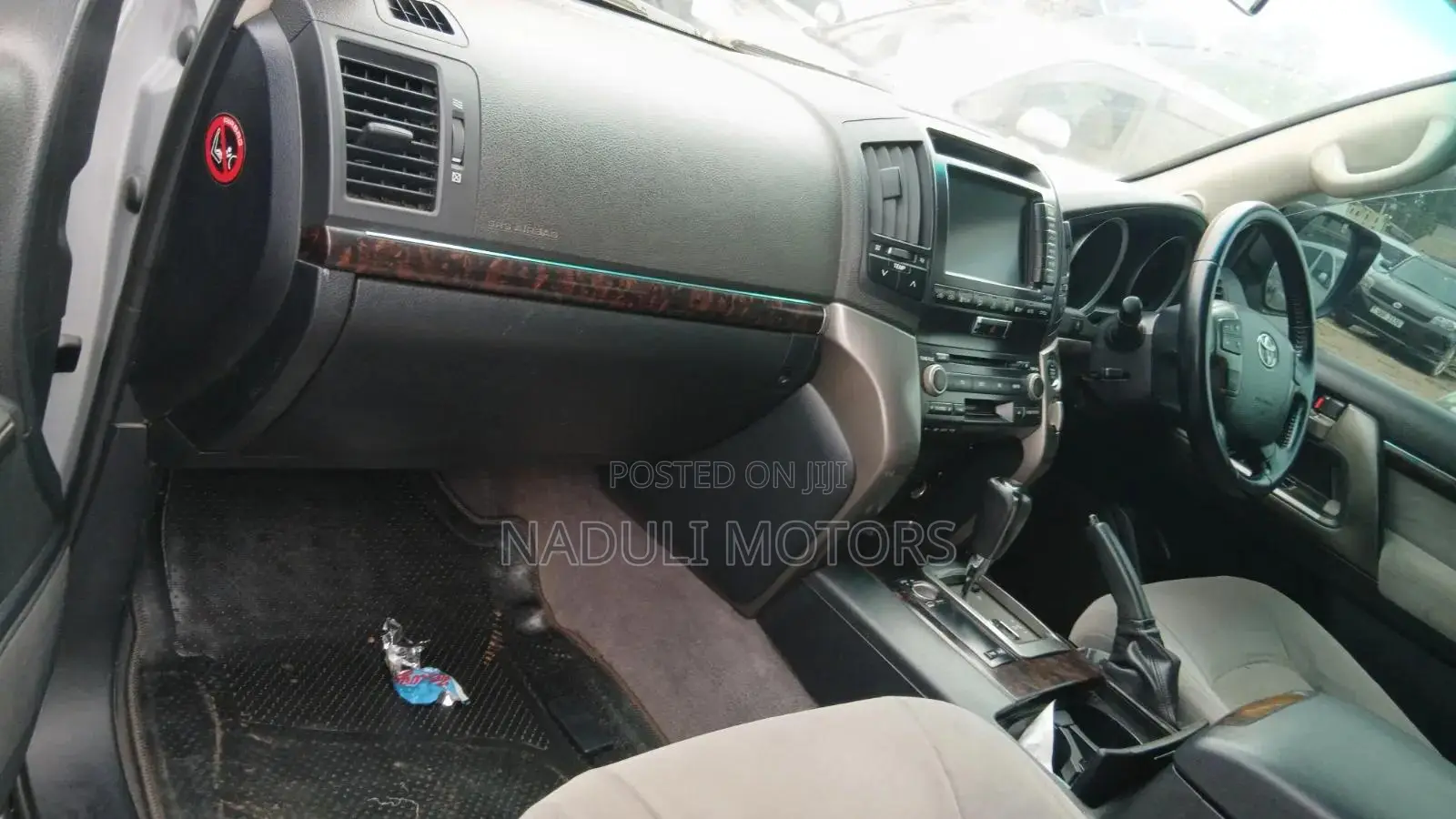 Toyota Land Cruiser 2006 Silver