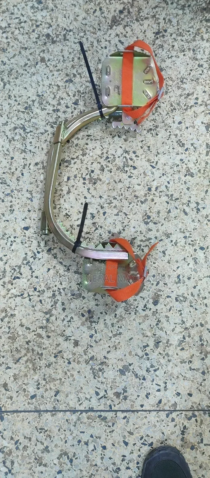 Tree Climbers/Safety Pole Climbers/Concrete Climbers