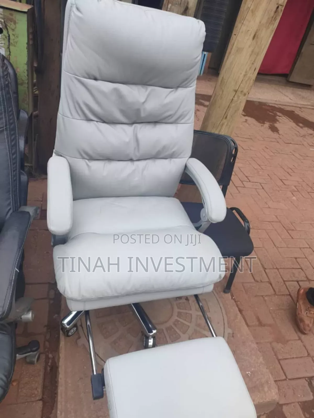 Office and Saloon Chairs