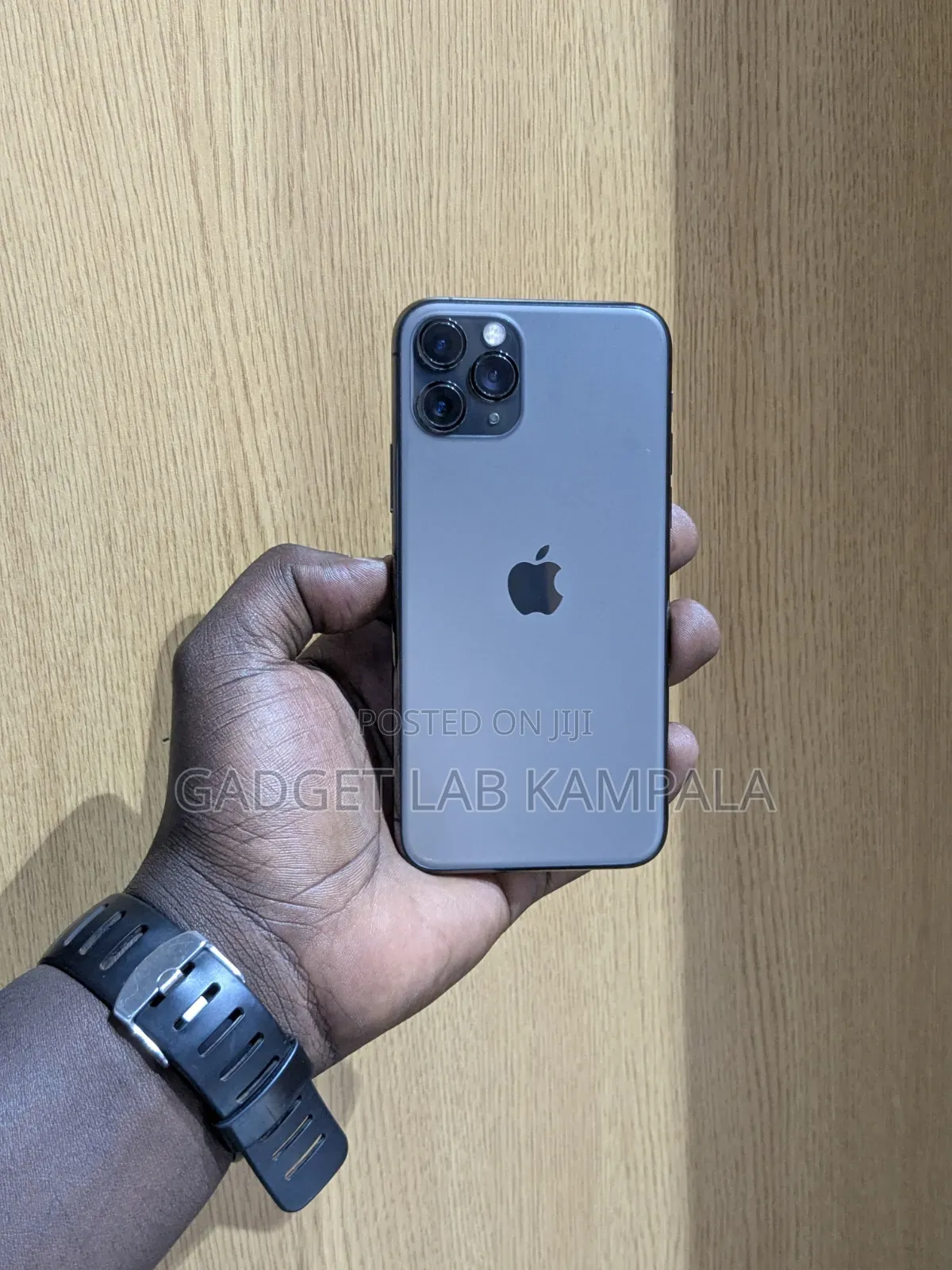 Apple iPhone 11 Pro 64 GB Gray