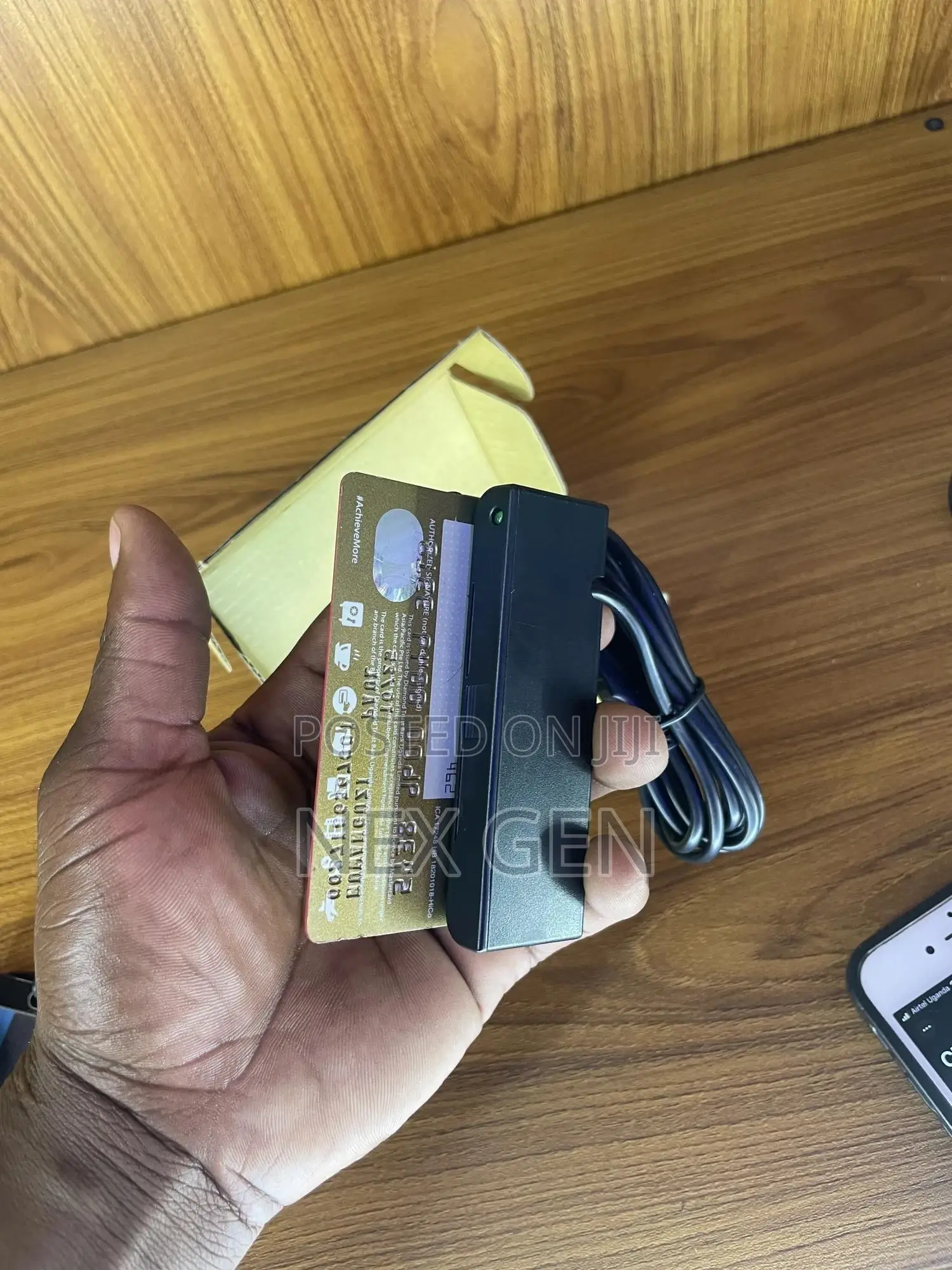 Magnetic Stripe Card Reader