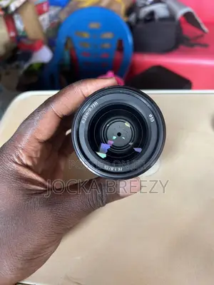 Sony 35mm F1.8g Lens