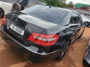 Mercedes-Benz E300 2011 Black