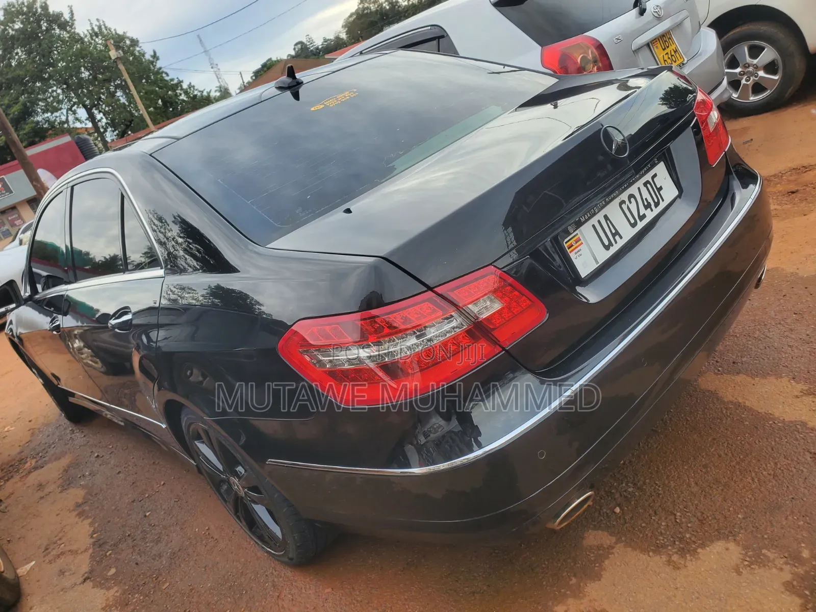 Mercedes-Benz E300 2011 Black
