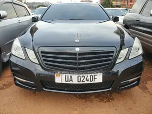 Mercedes-Benz E300 2011 Black