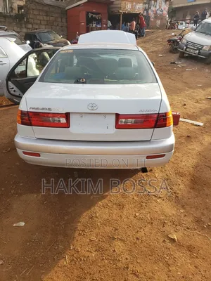 Toyota Corona Premio 1.8 FWD 1999 Silver