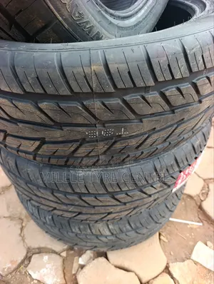 285/45r22 Fronw