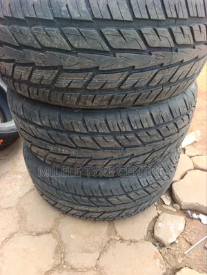 285/45r22 Fronw