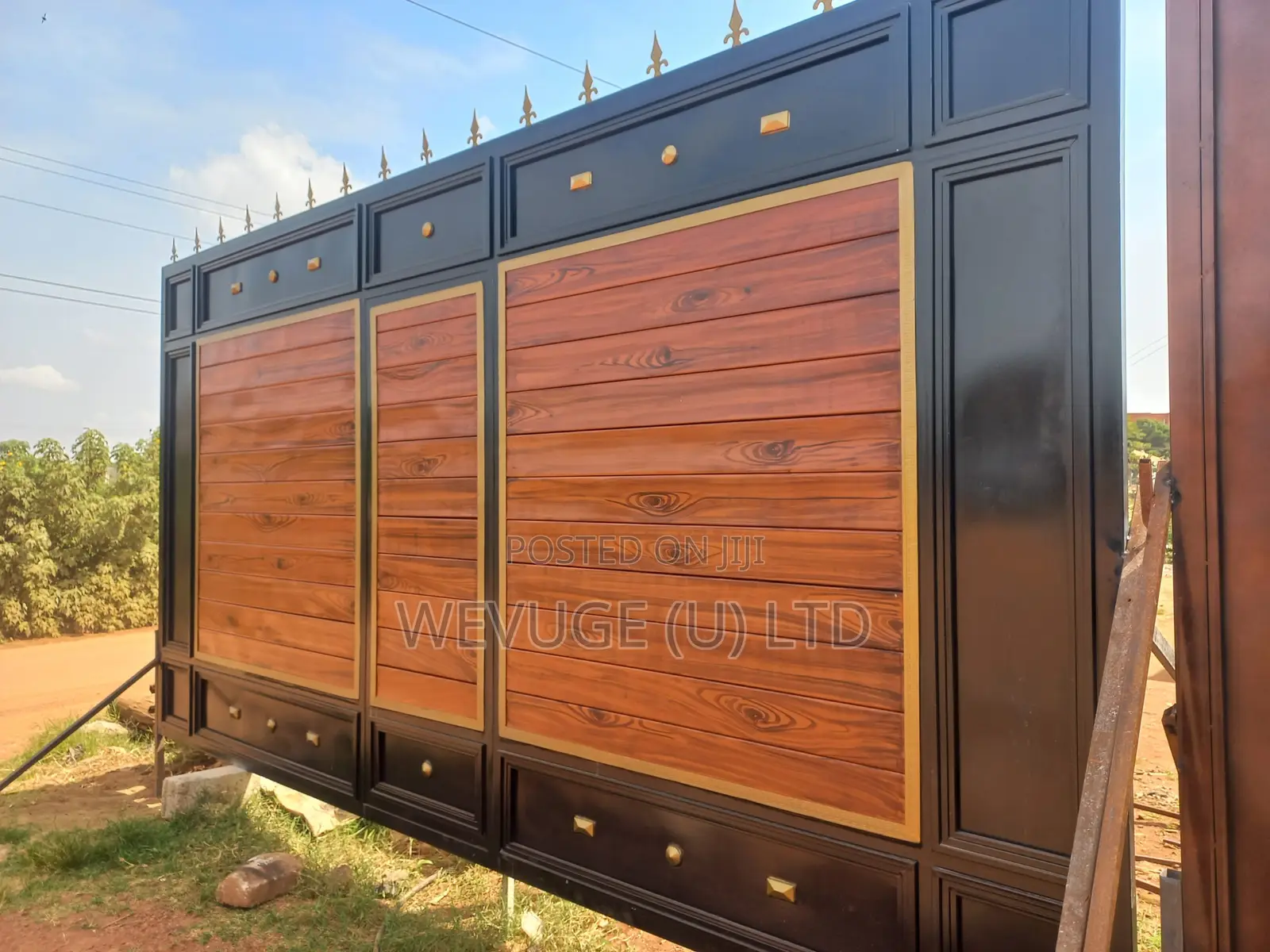 Contemporary Privacy Gate