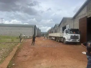 Factory Warehouses for Rent in Banda
