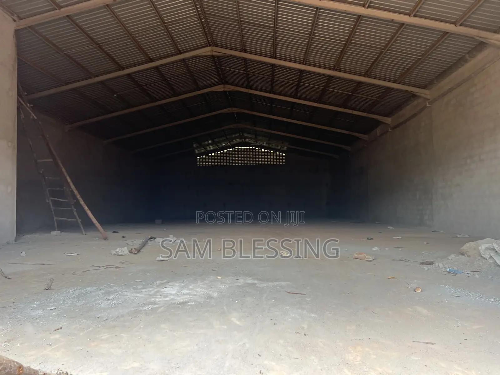 Factory Warehouses for Rent in Banda