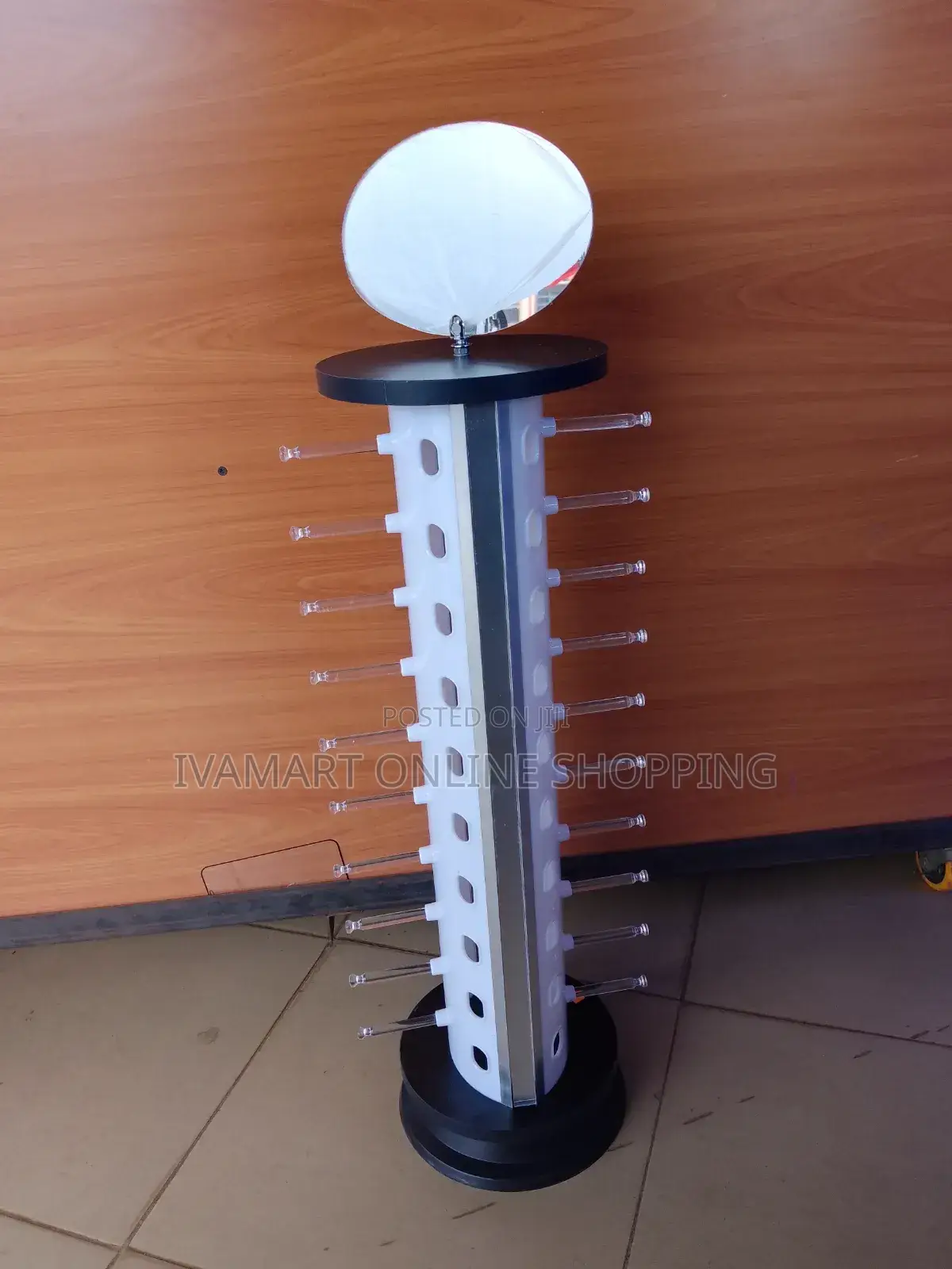 Sunglasses Display Stand / Holder - Holds 20 Glasses