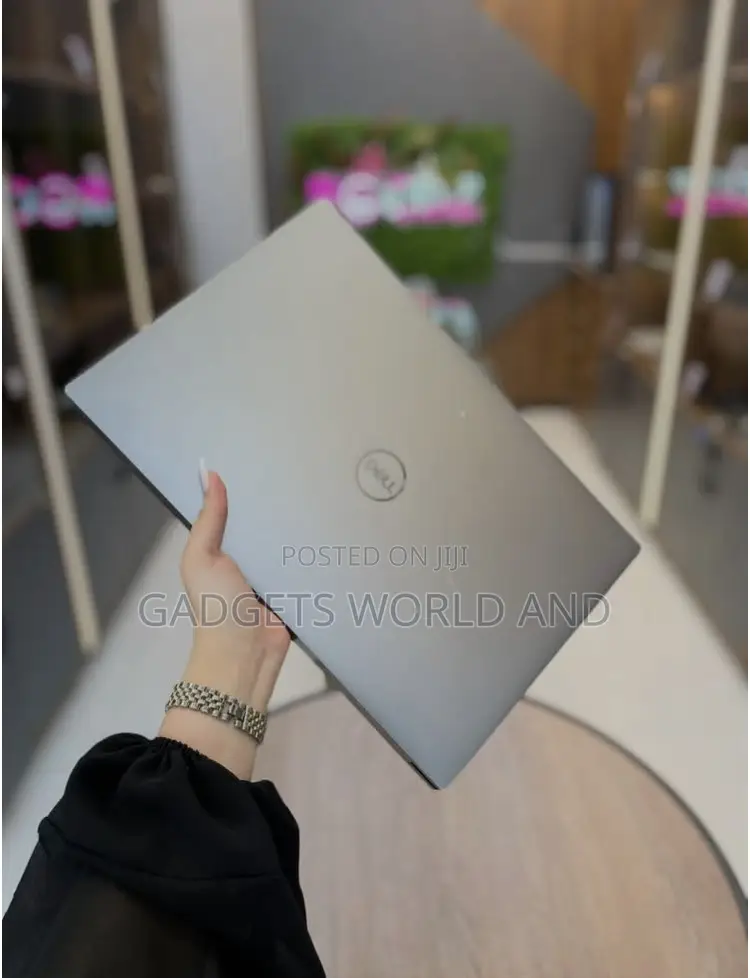 Laptop Dell Precision 5550 16GB Intel Core i7 SSD 512GB