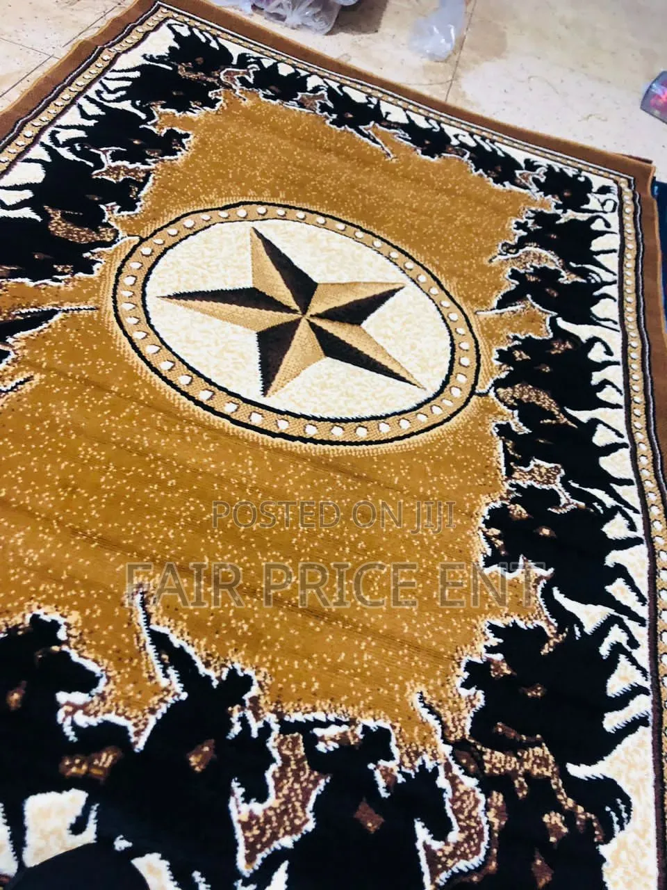 Vip Center Carpets. Large. 1.5 X 2 Metres.( Brown)
