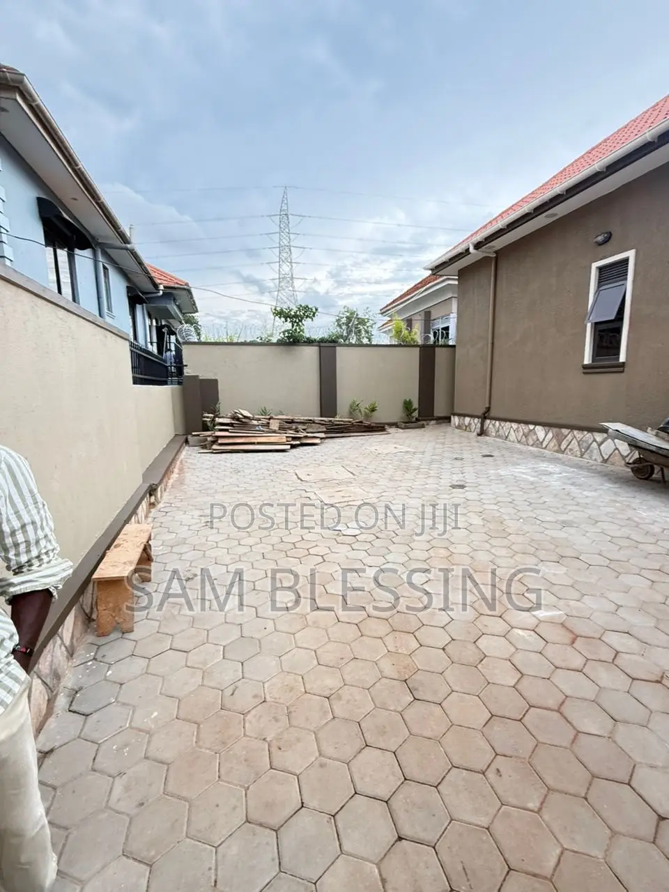 4bdrm Duplex in Najjera, Central Division for sale