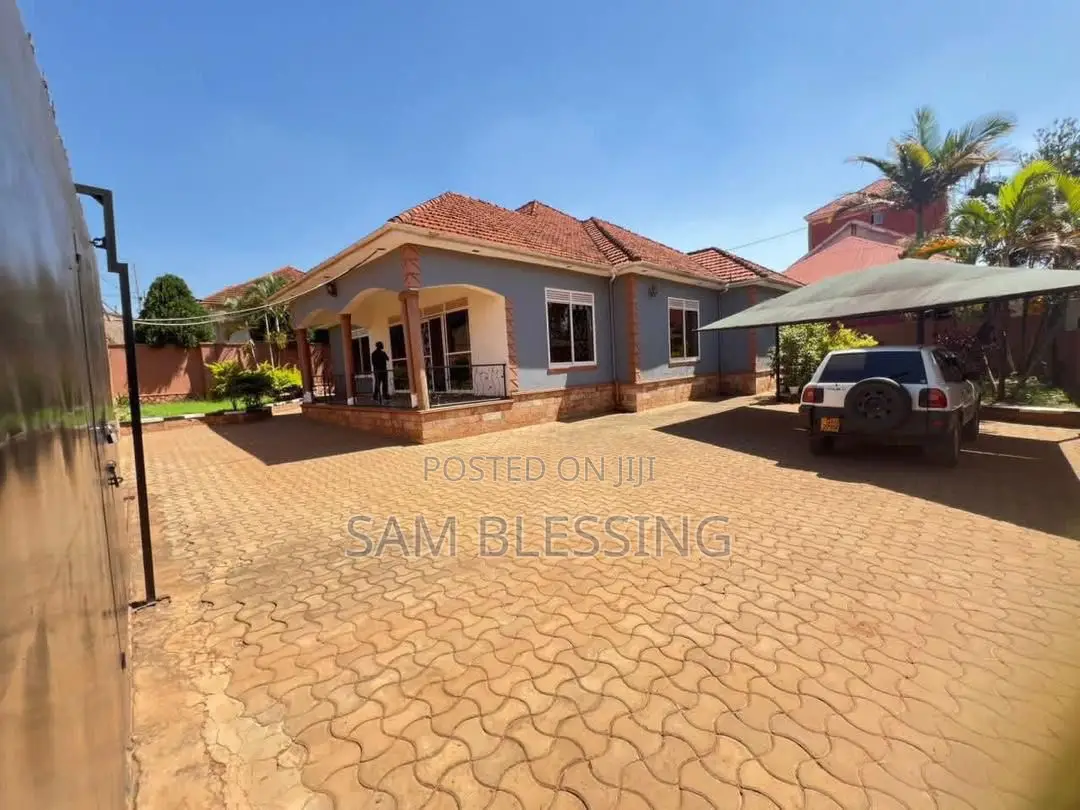 3bdrm House in Najjera, Central Division for sale