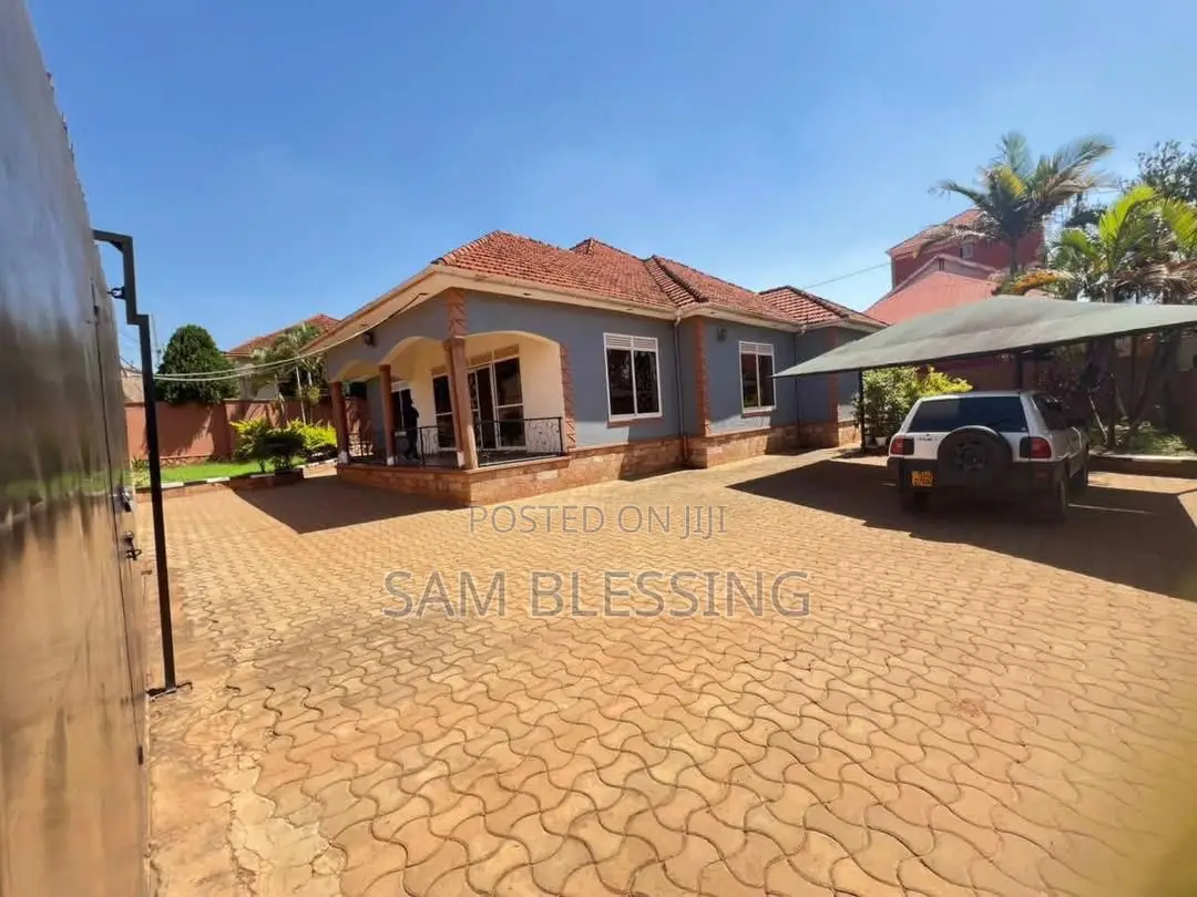 3bdrm House in Najjera, Central Division for sale