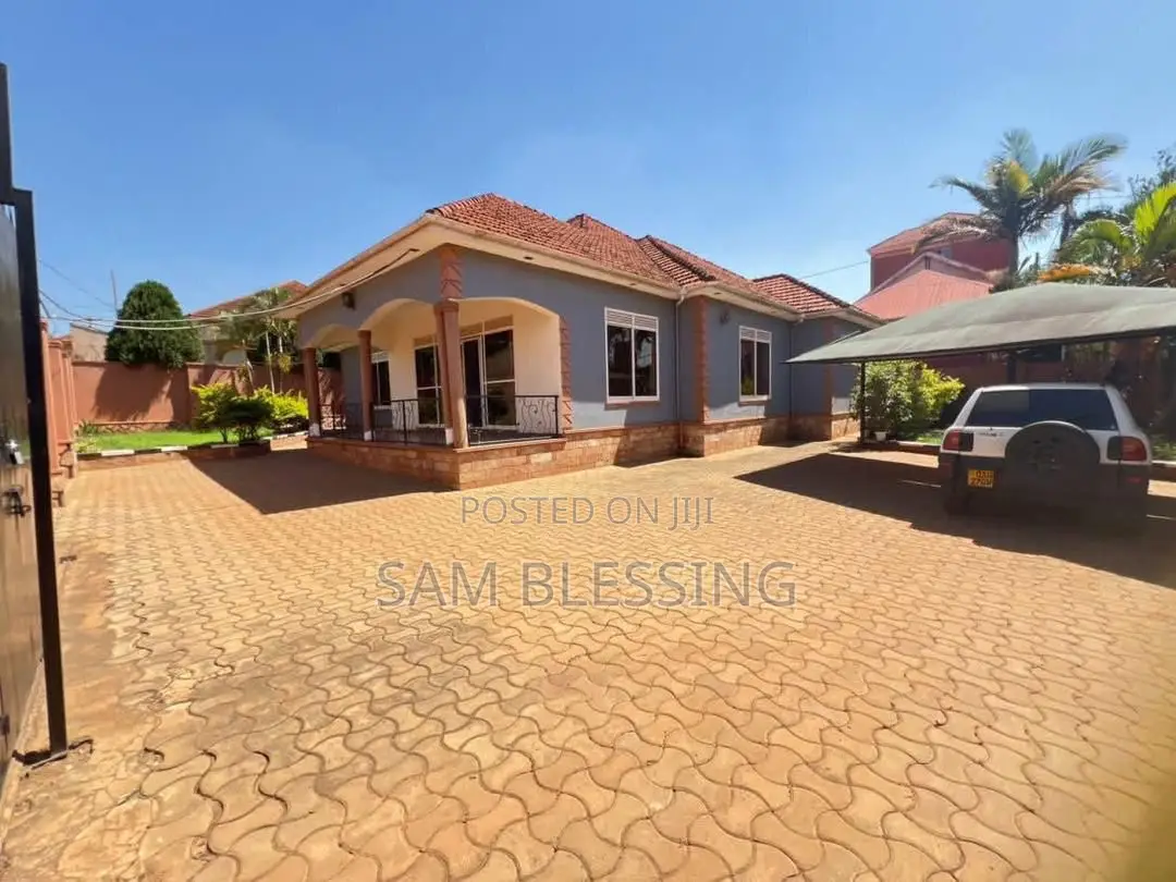 3bdrm House in Najjera, Central Division for sale