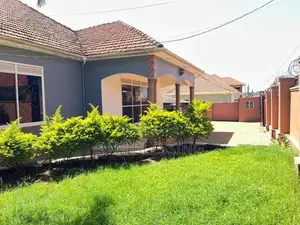3bdrm House in Najjera, Central Division for sale