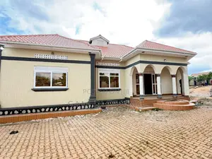 4bdrm House in Kira, Central Division for sale