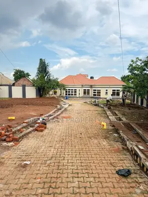 4bdrm House in Kira, Central Division for sale