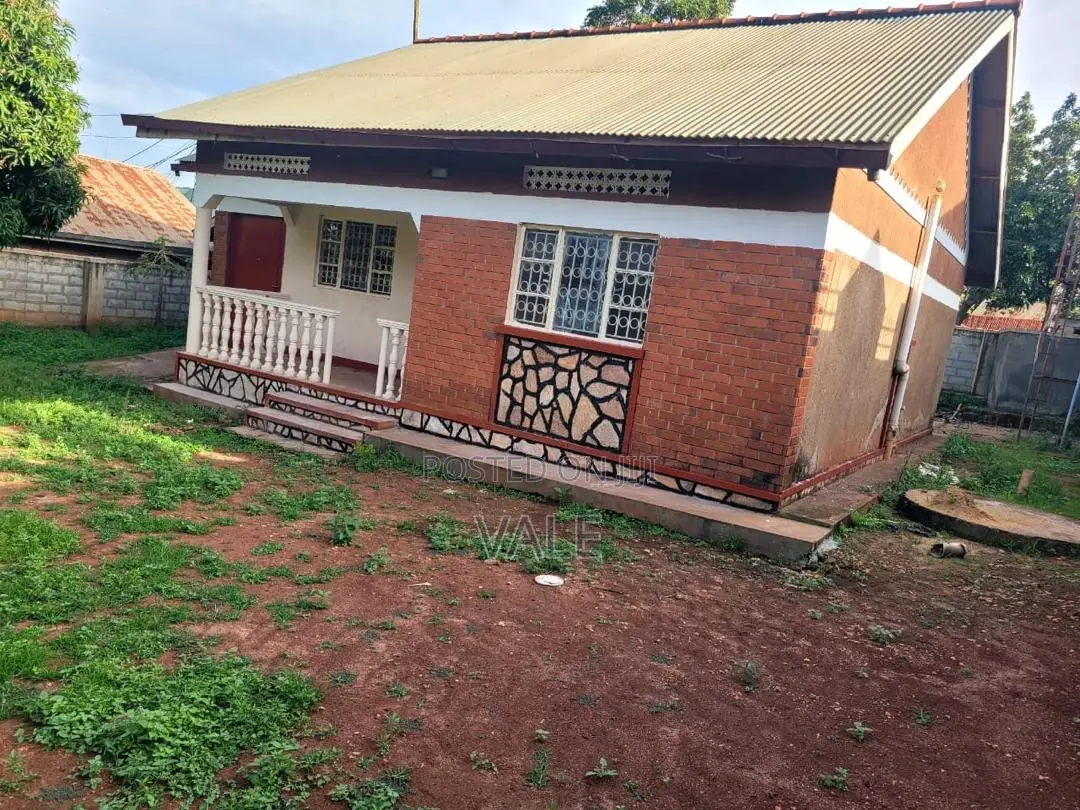 2bdrm Bungalow in N/A, Kampala for sale