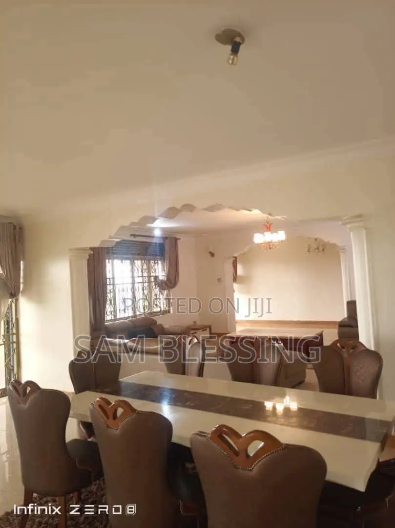 7bdrm Mansion in Kyegera, Central Division for sale