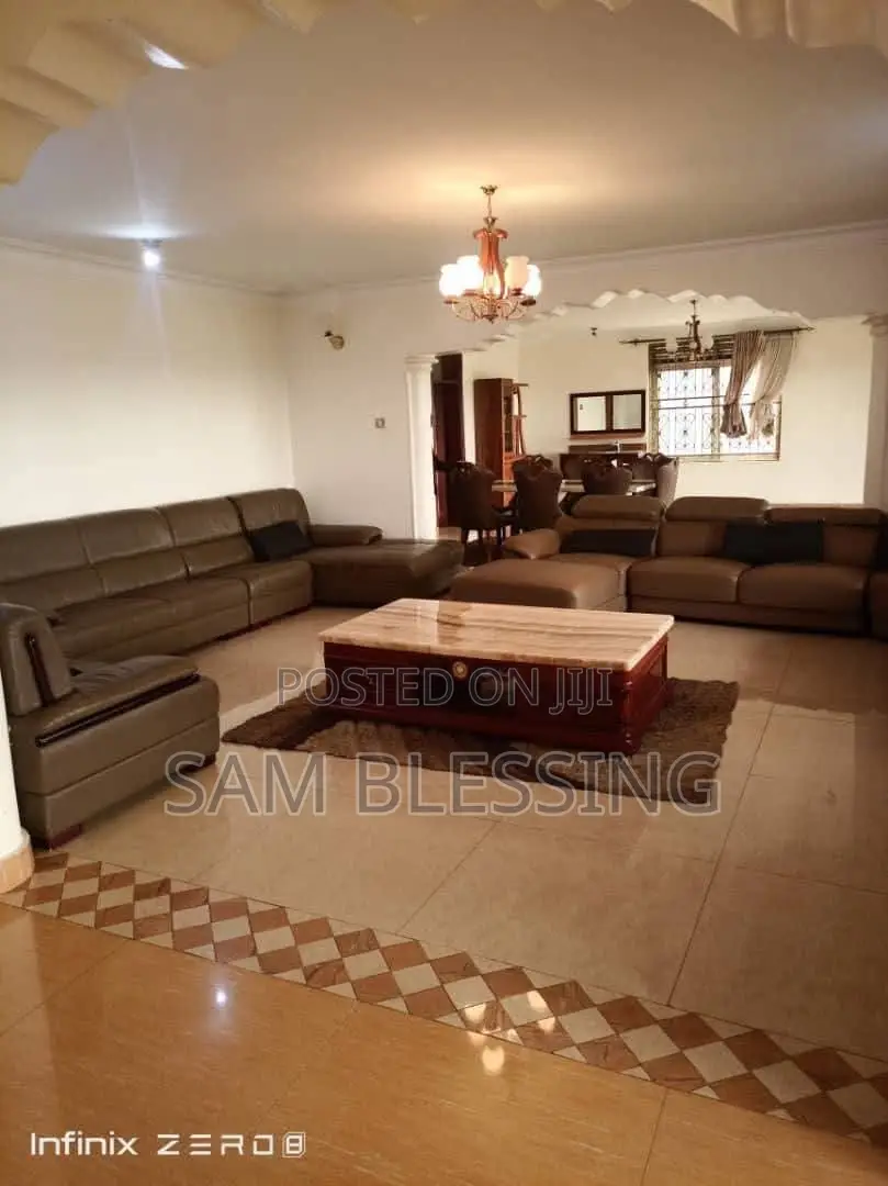 7bdrm Mansion in Kyegera, Central Division for sale