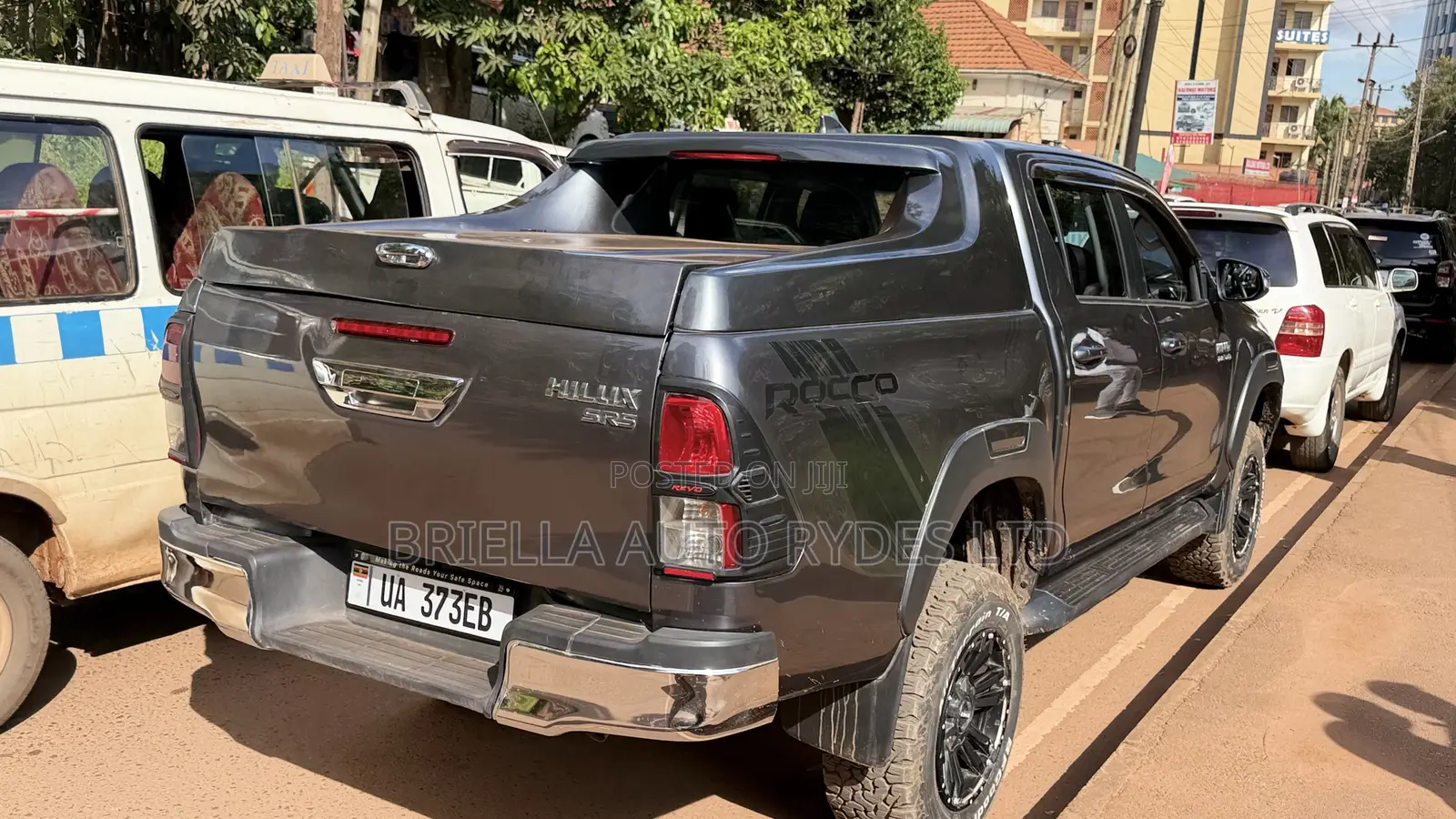 Toyota Hilux 2019 Gray