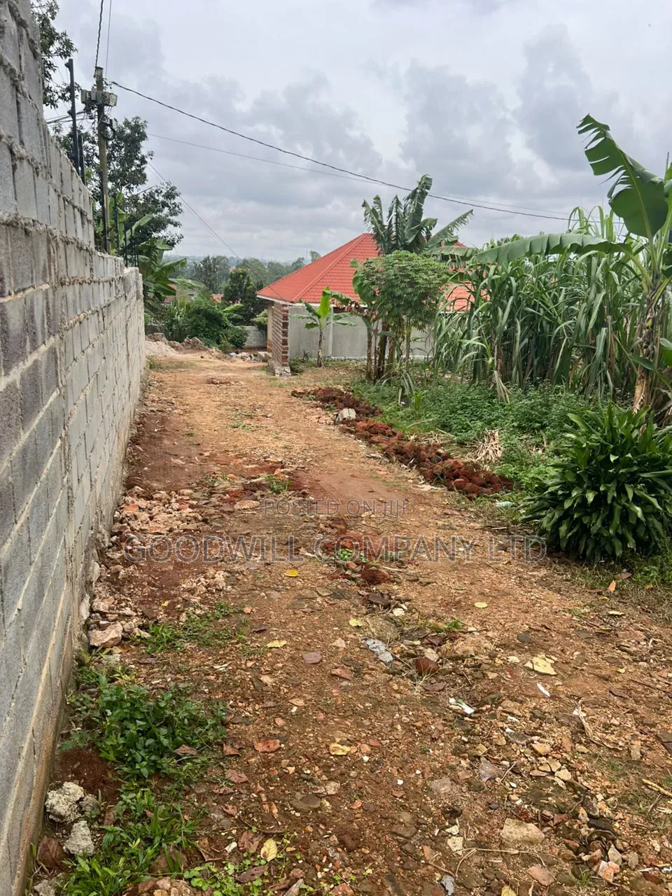 100*70feet Plot of Land in Sonde Few Meters From Tarmac