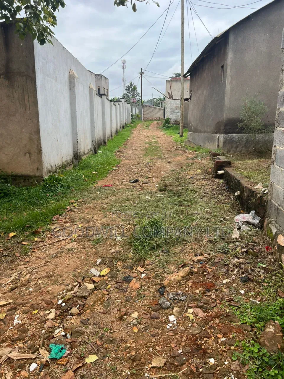 100*70feet Plot of Land in Sonde Few Meters From Tarmac